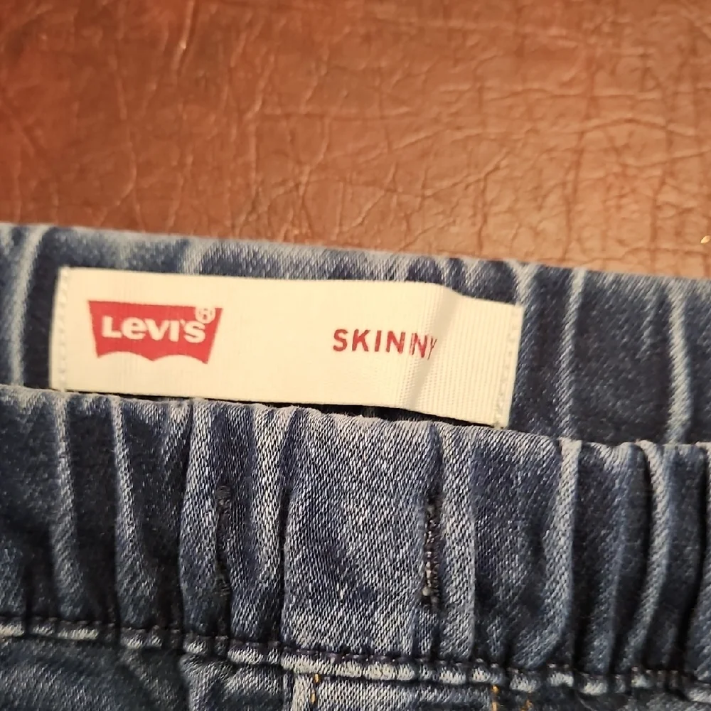 Levi's Girls Sz LG Classic Blue Skinny Bermuda Shorts - Picture 5 of 7